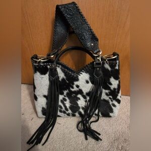 Elegant Black and White Cowhide Shoulder Bag